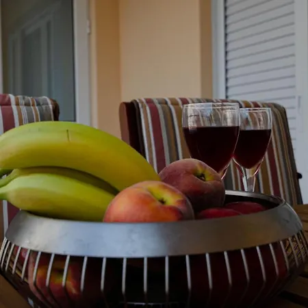 Phaedra & Electra Lejlighed