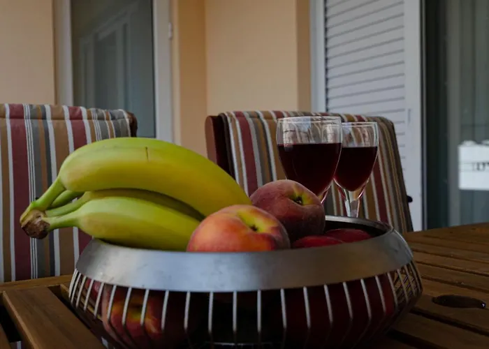 Phaedra & Electra Lejlighed